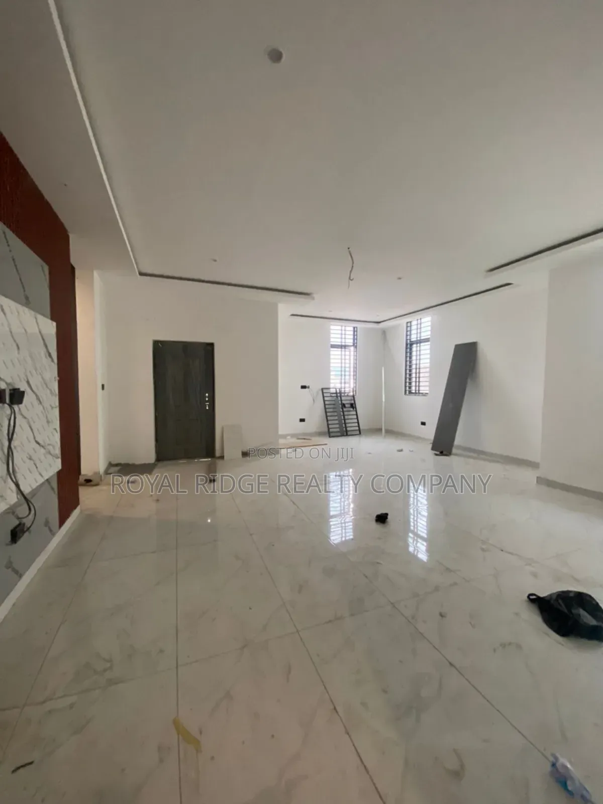 5bdrm House in East Legon Ogbojo, Accra Metropolitan for sale