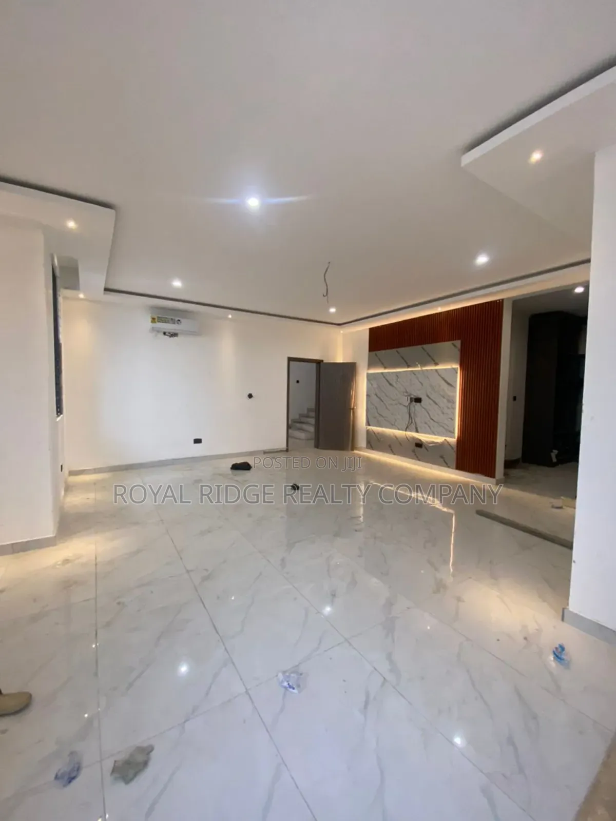 5bdrm House in East Legon Ogbojo, Accra Metropolitan for sale