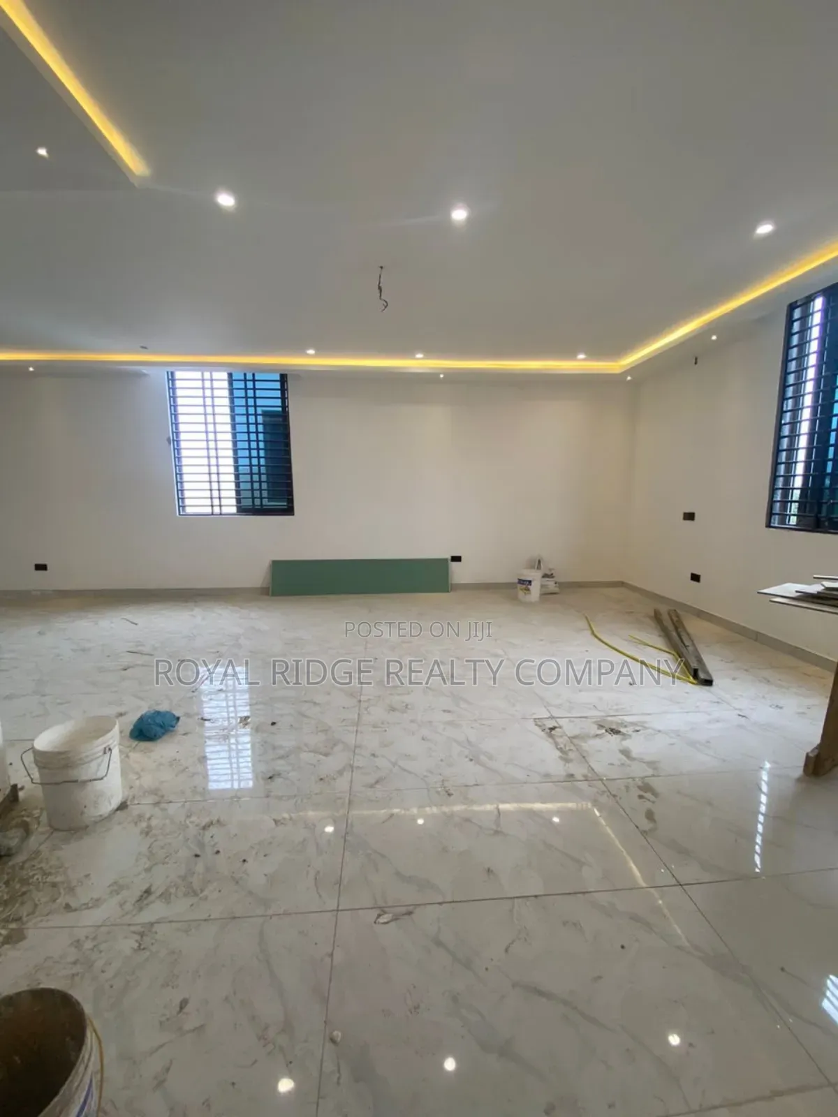5bdrm House in East Legon Ogbojo, Accra Metropolitan for sale