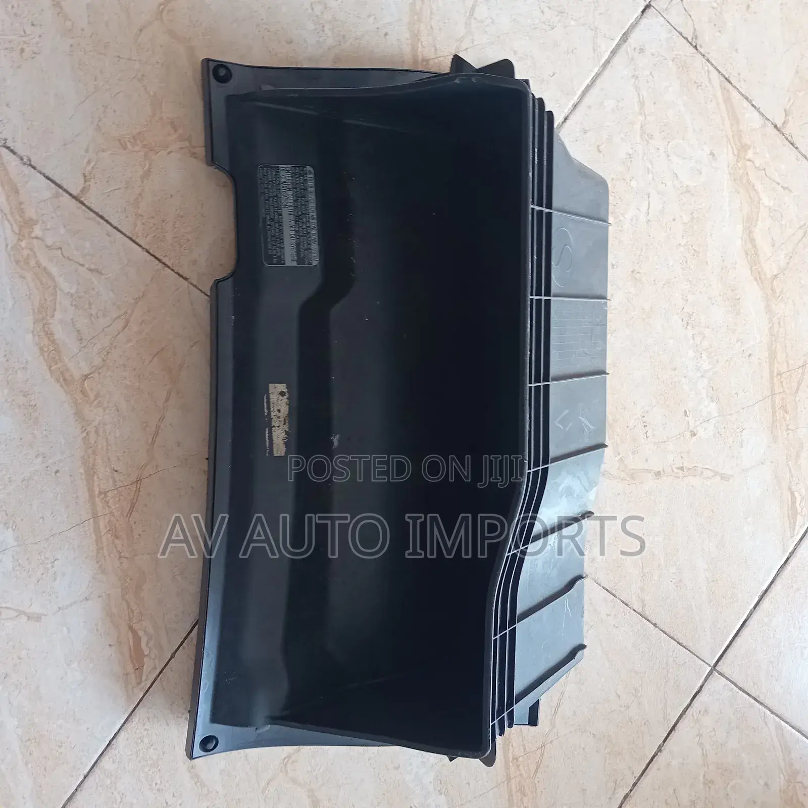 Letterbox Corolla 09-13