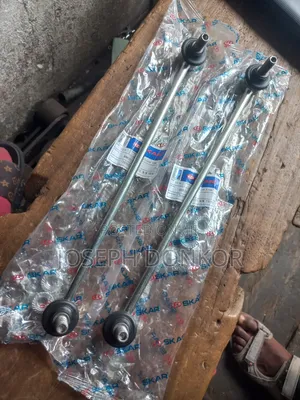 Vitz/Yaris/Belta Link Bar Pair