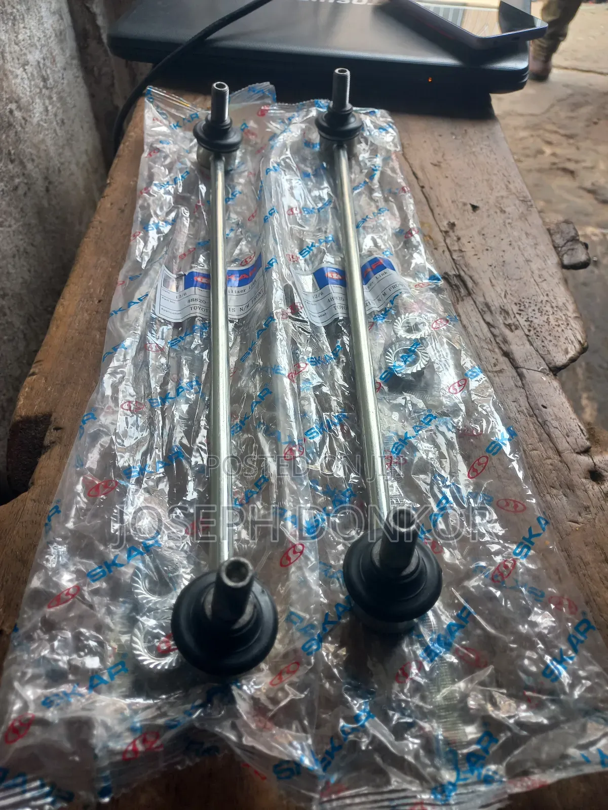 Vitz/Yaris/Belta Link Bar Pair