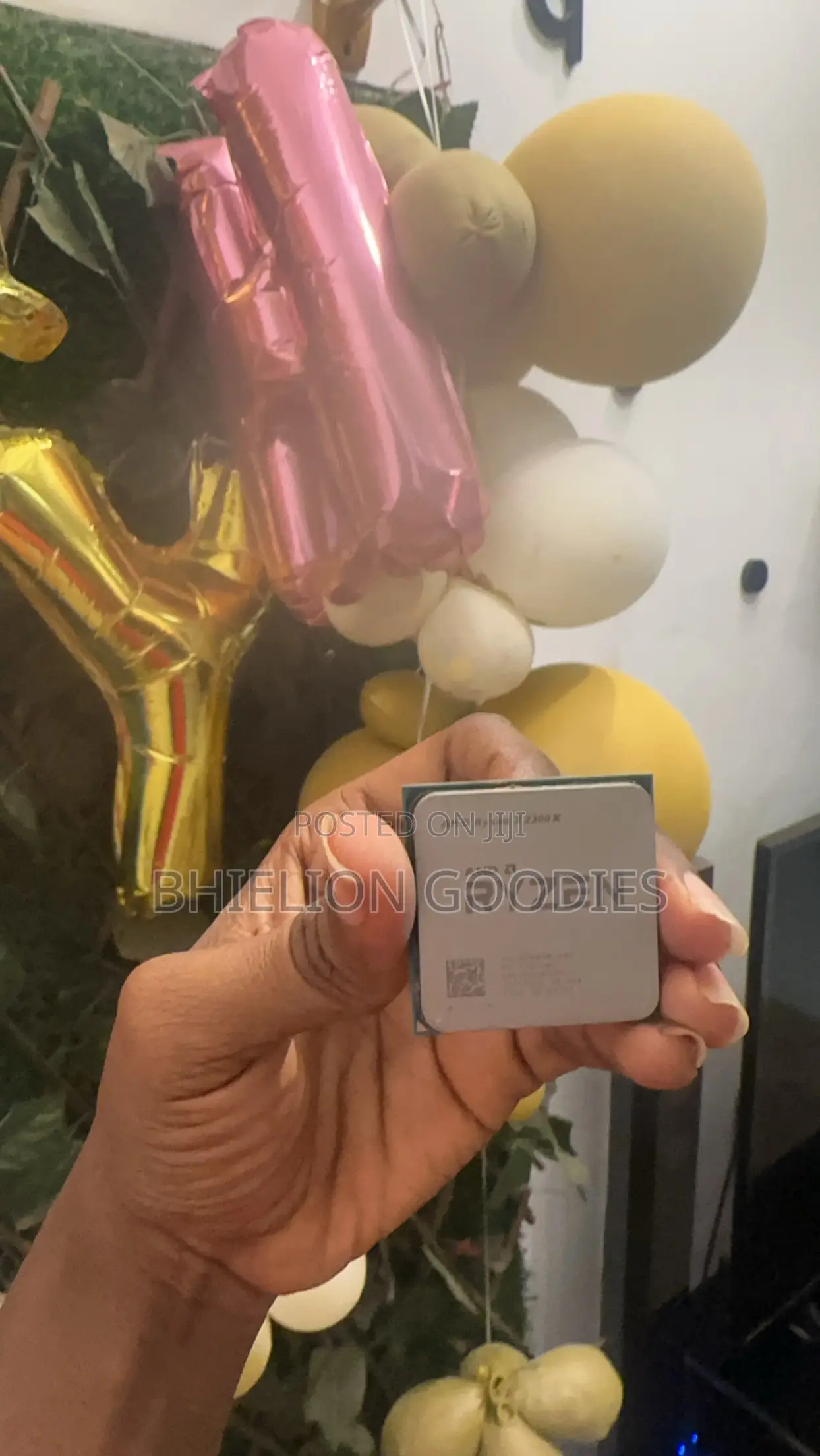 AMD Ryzen 3 2300x