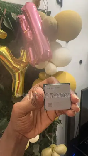 AMD Ryzen 3 2300x
