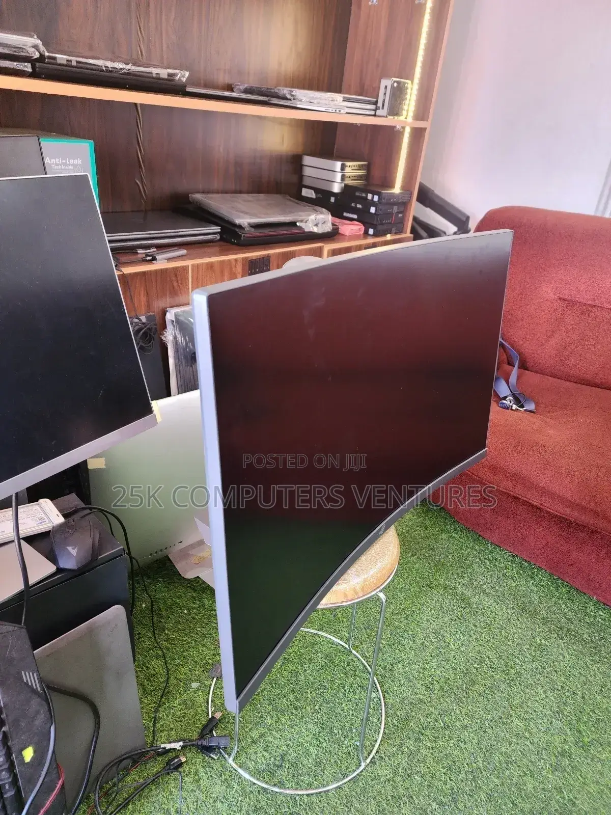 Asus Rog Strix Xg32v - 32" Curved Wqhd Monitor 144hz Refresh Freesync