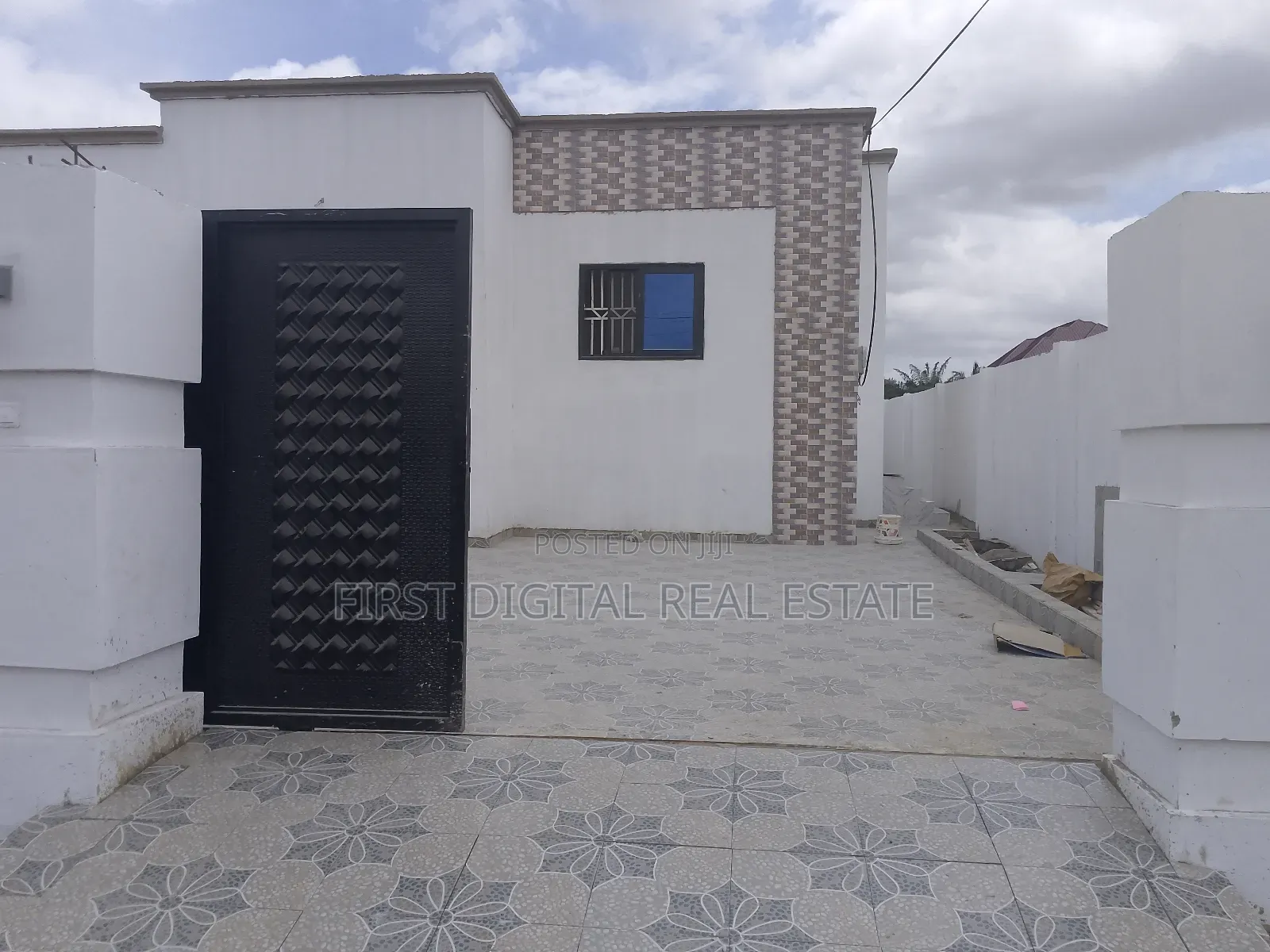 3bdrm House in First Digital Real, Kasoa for sale