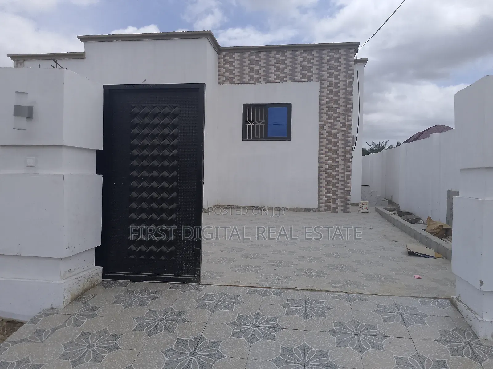3bdrm House in First Digital Real, Kasoa for sale