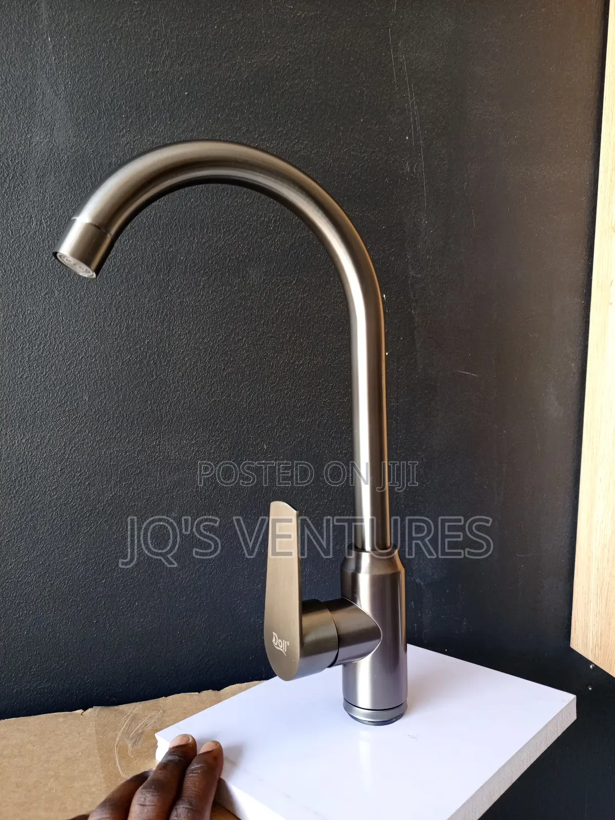 Kitchen Sink Arc Tap