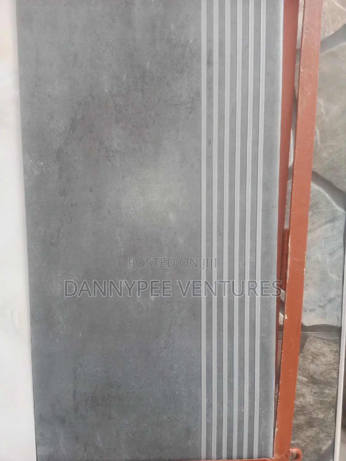 Quality Tiles for Steps