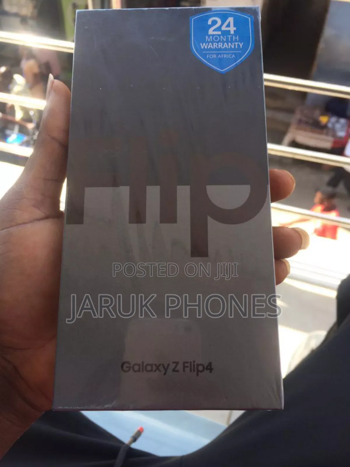 New Samsung Galaxy Z Flip4 256 GB Black
