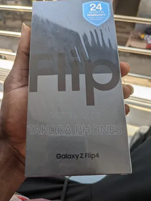 New Samsung Galaxy Z Flip4 256 GB Blue