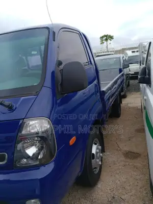2015 Kia Bongo3 With Lift Gate. New Arrivals.
