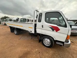 2003 Kia Pamax. New Arrivals