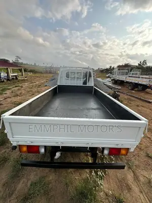 2004 Hyundai Mighty Double Cabin. New Arrivals