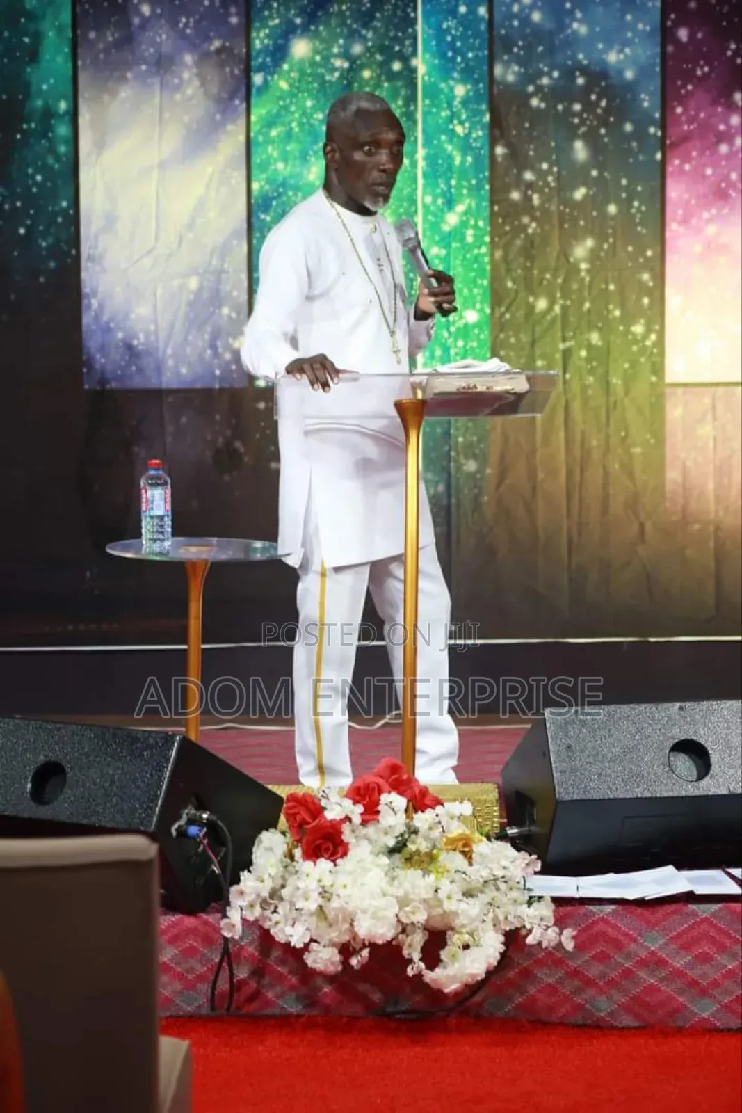 Gold Arc Pulpit Lectern