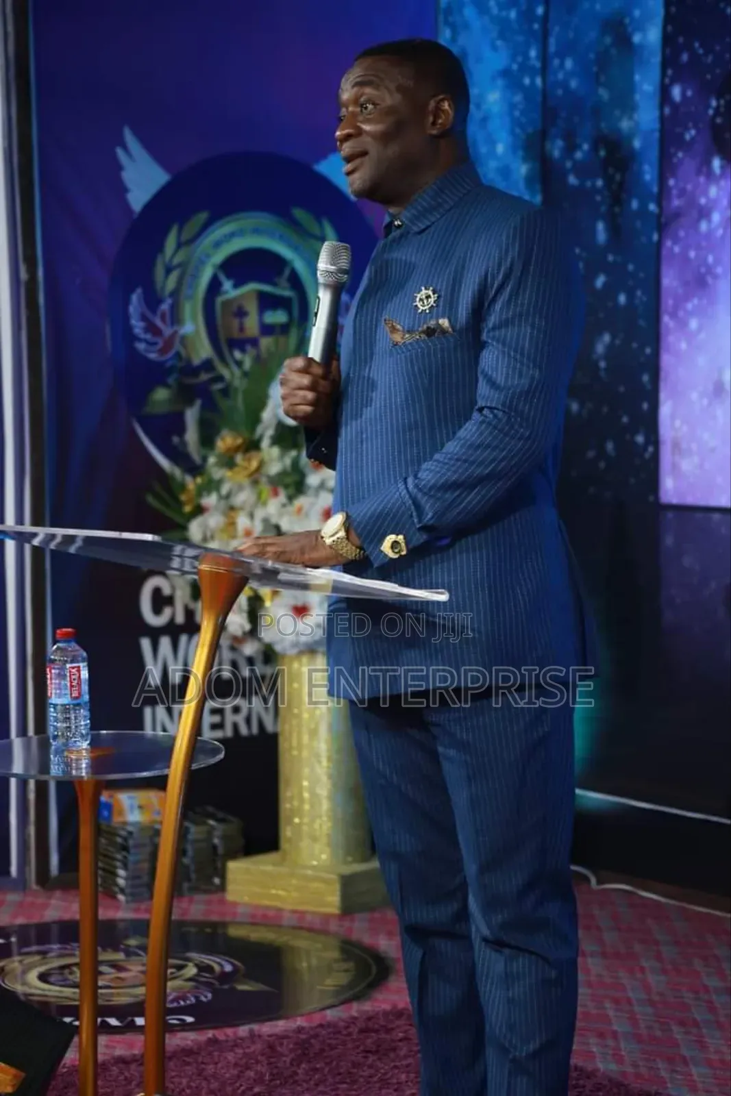 Gold Arc Pulpit Lectern