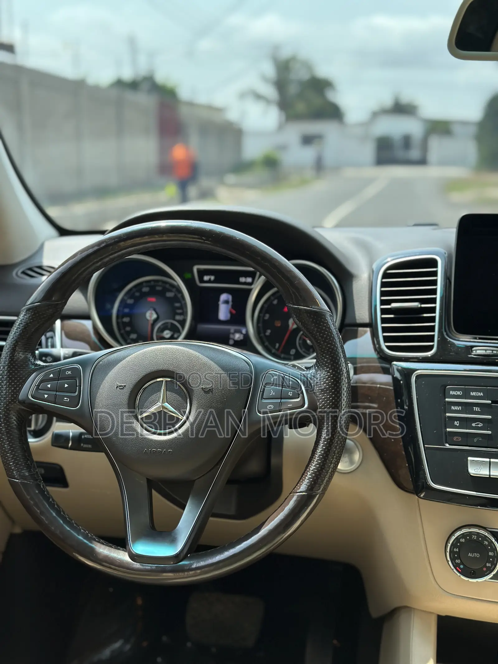 Mercedes-Benz GLE-Class GLE 350 2018 White