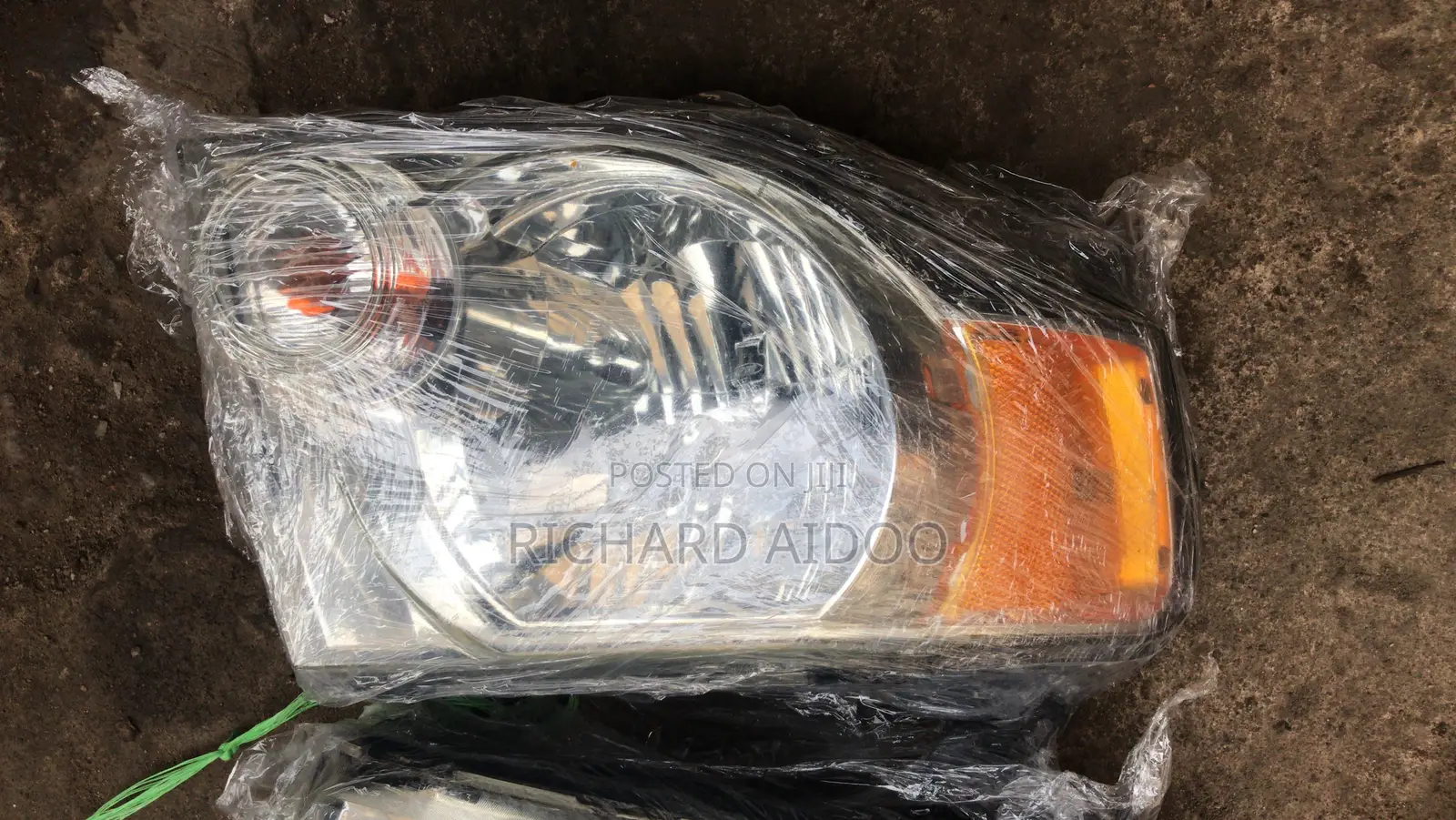 Ford Escape 2008/2010 Headlight Pair Available