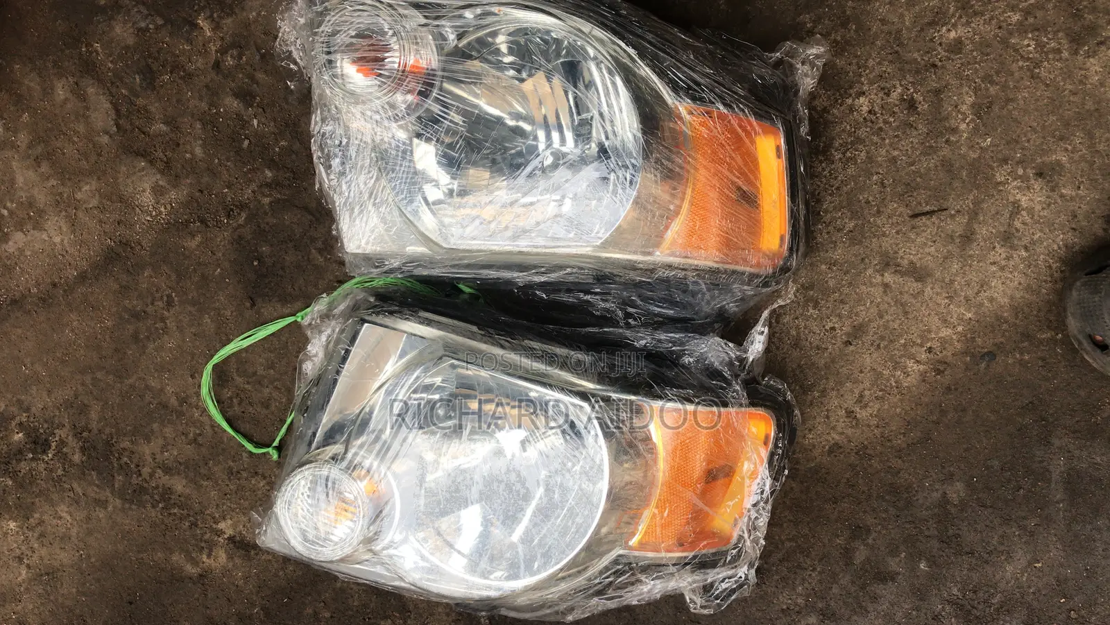 Ford Escape 2008/2010 Headlight Pair Available