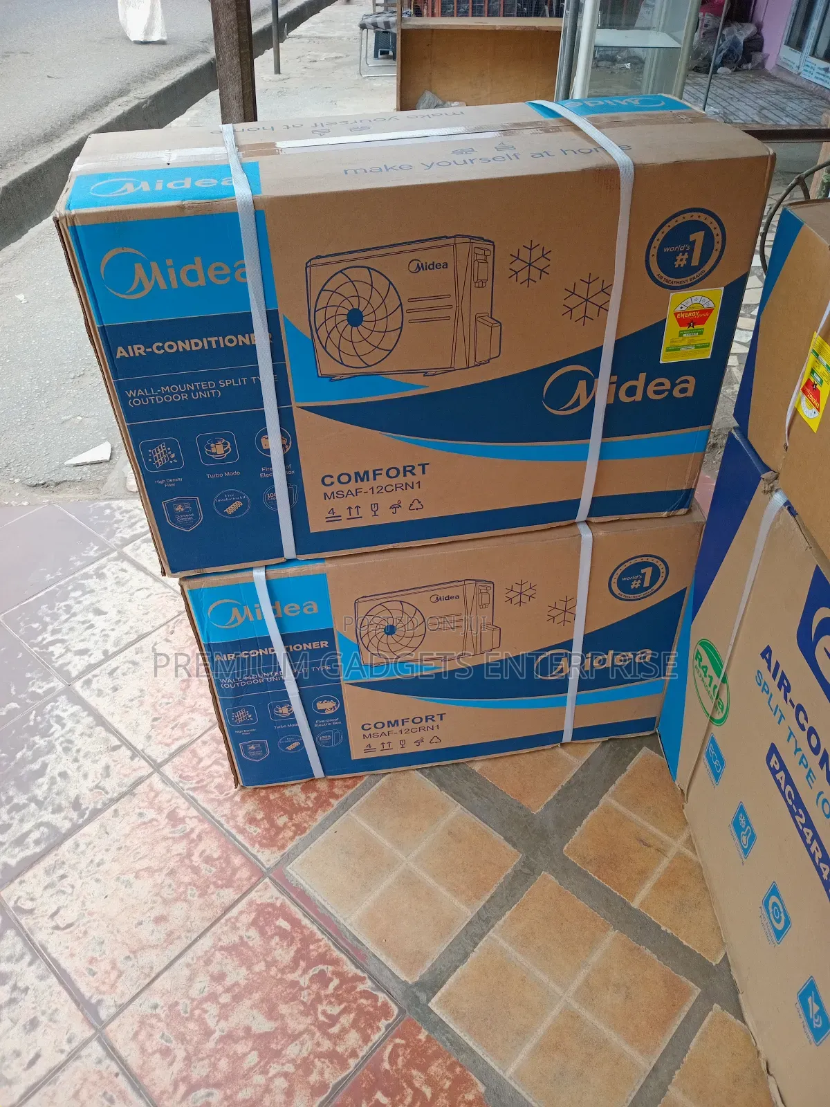 Midea Diamond Carbinet 1.5hp R410 Gas Air Conditioner