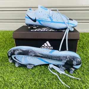Nike Phantom Boots