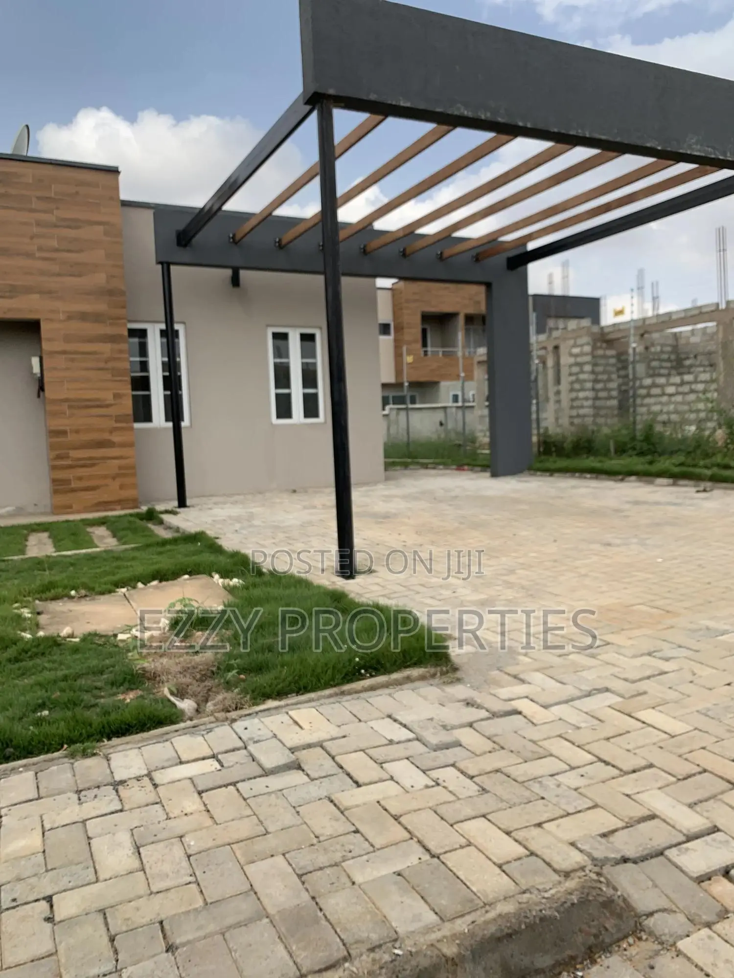 3bdrm House in East Legon Hills for rent