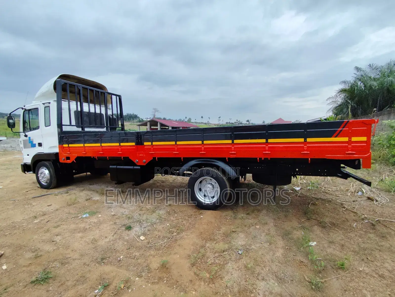 2012 Hyundai 5ton Mega. Full Air Break. New Arrivals.