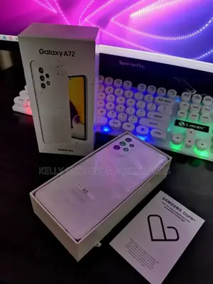 New Samsung Galaxy A72 5G 128 GB White