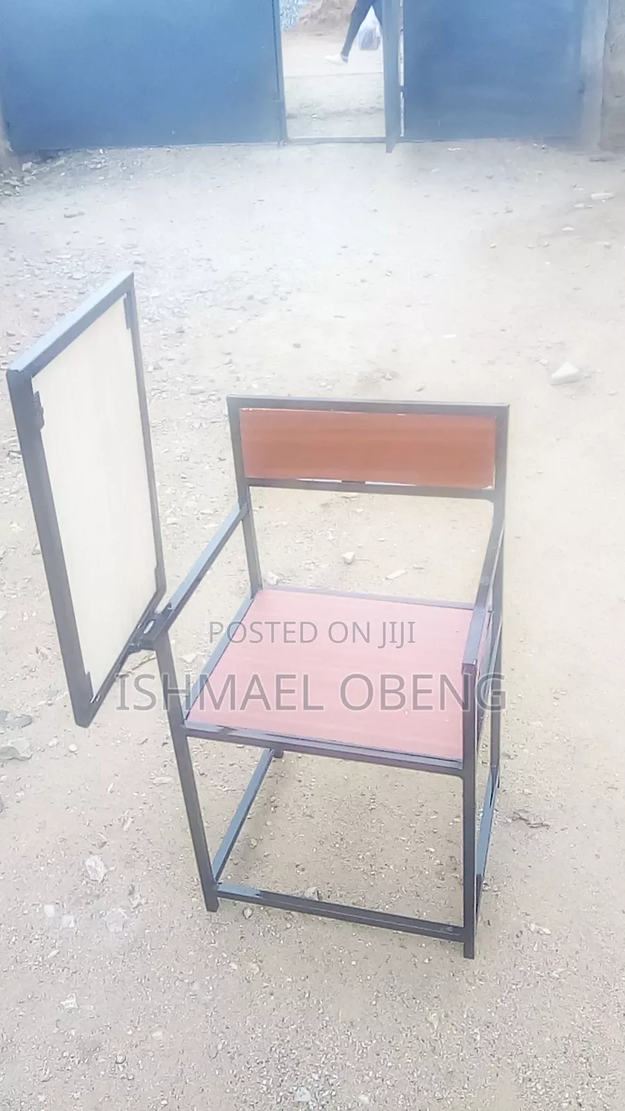 Laminated and Alucobond Students Desk