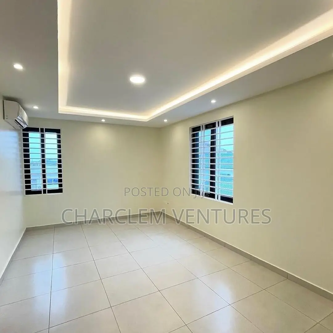 5bdrm House in Charclem Ventures, Accra Metropolitan for sale