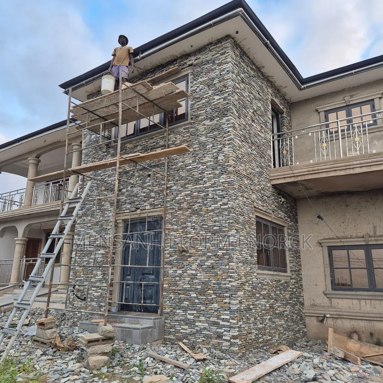 Stone Workers,Good Job .Call For You Good Stone Work.