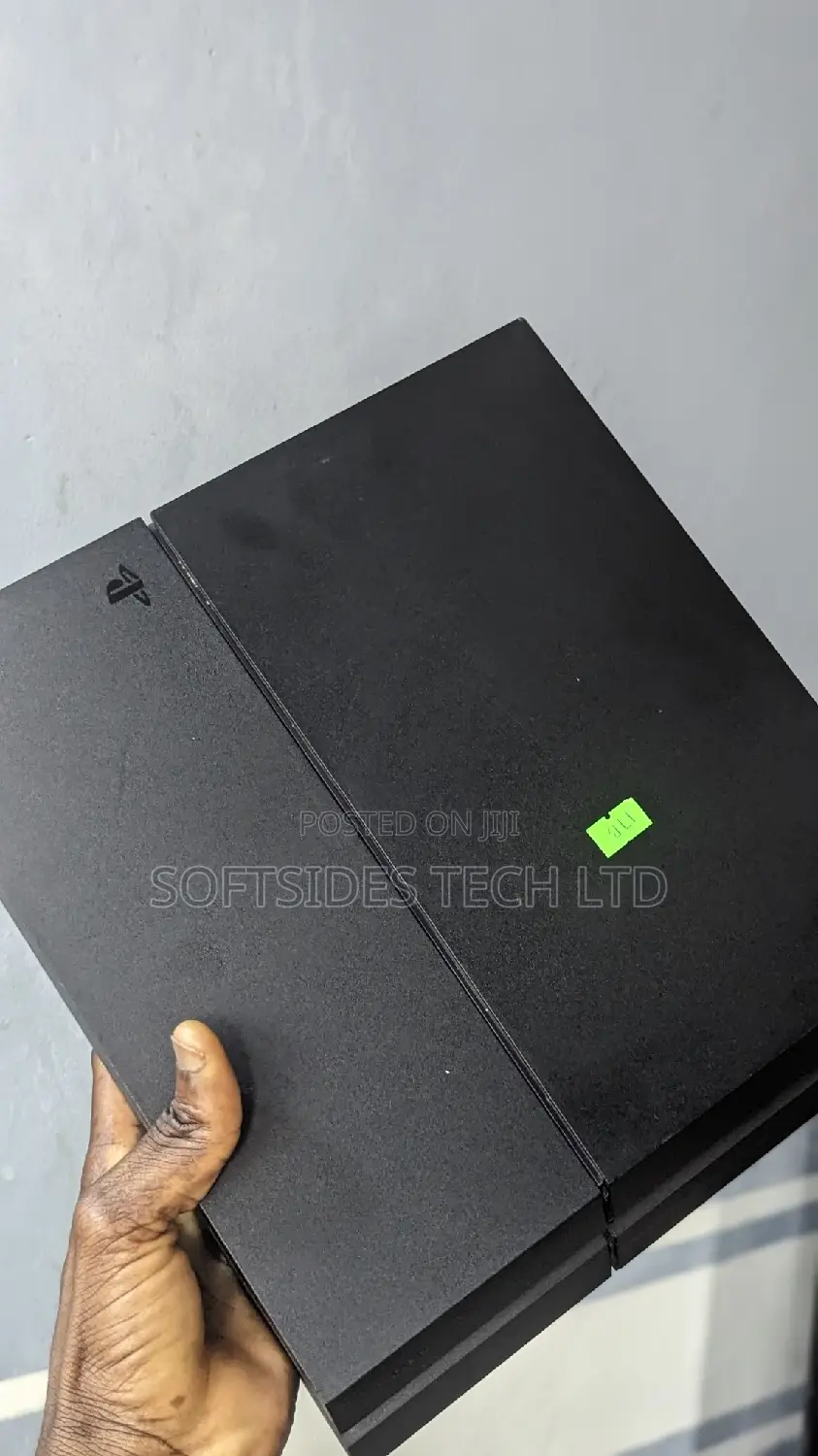 Playstation 4 Standard