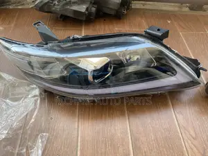 Toyota Camry 2010/2012 Headlight Spec LED