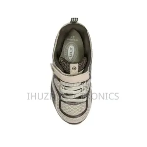 Kids Unisex Footwear (Size 33)