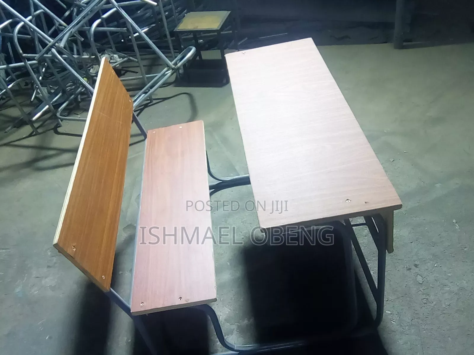 Laminated and Alucobond Students Desk