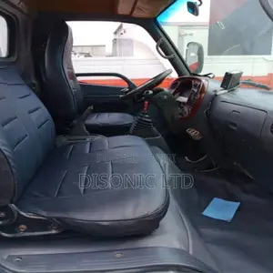 Hyundai Porter II 2004 White