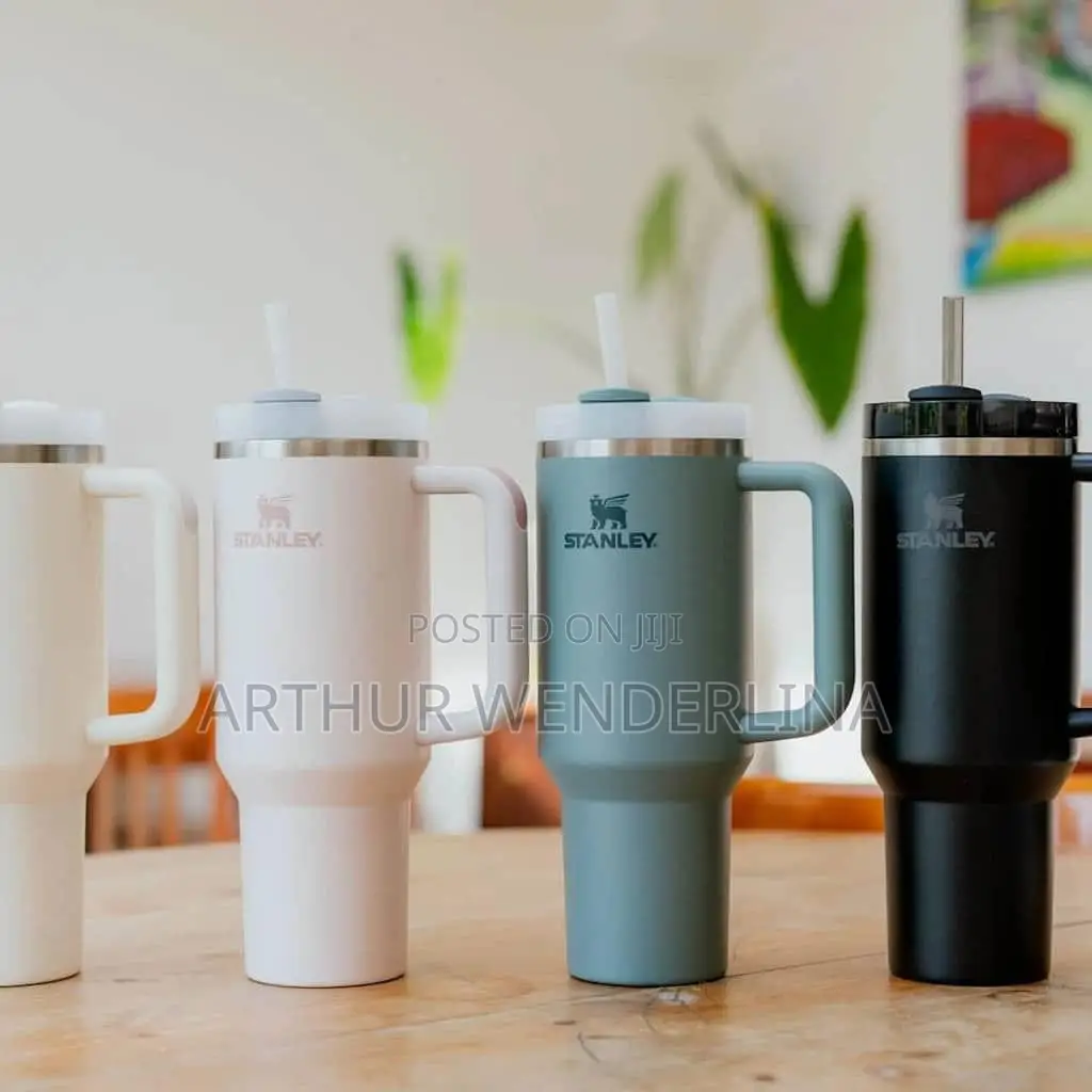 Stanley. Cup (Flow State Tumbler )