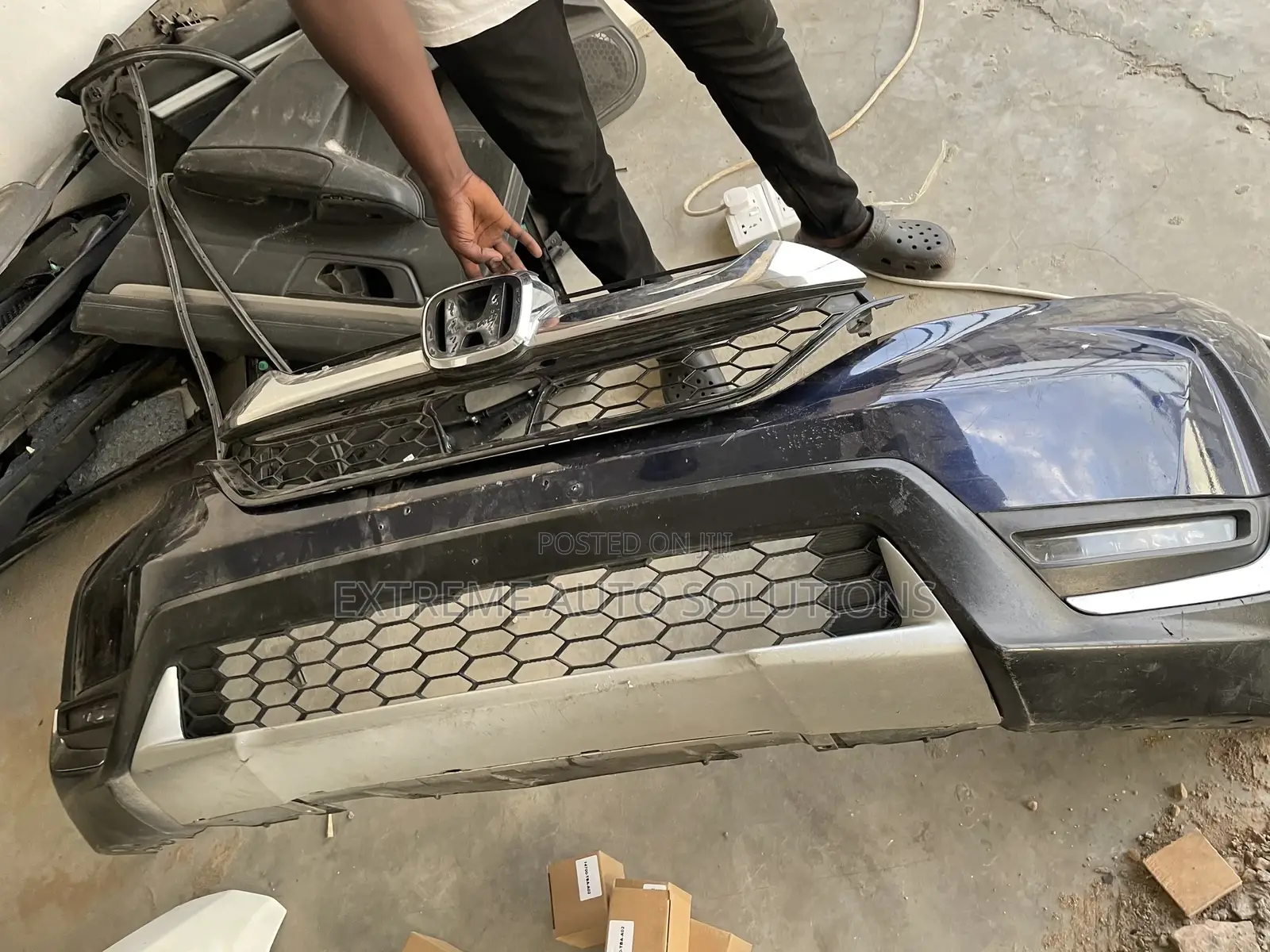 Honda Cr-v 2019 Front Bumper
