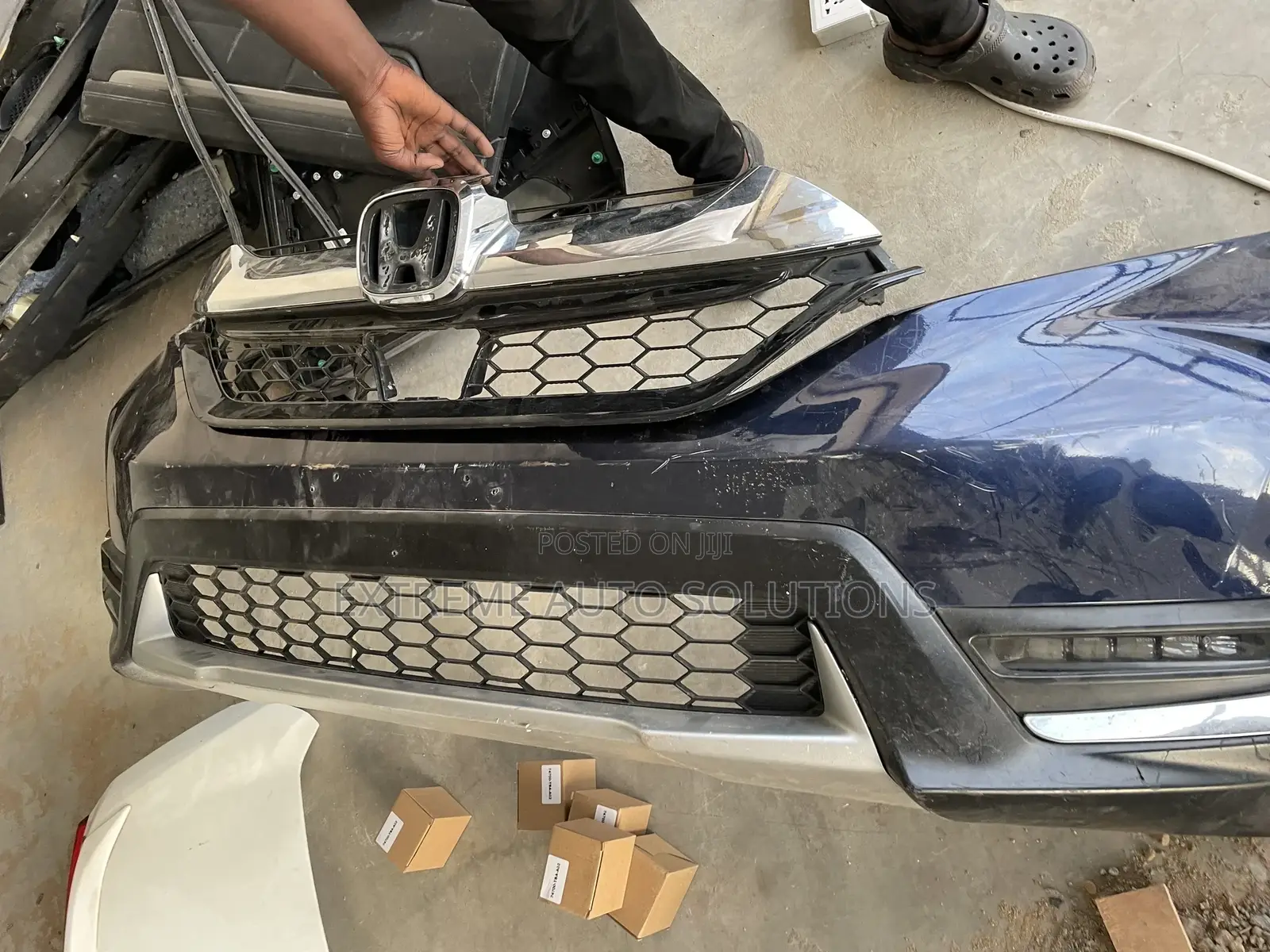 Honda Cr-v 2019 Front Bumper