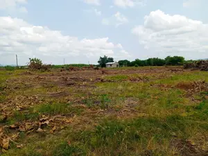 1 Plot 92 X 71 X 88 X 80 Land Titled / Registered