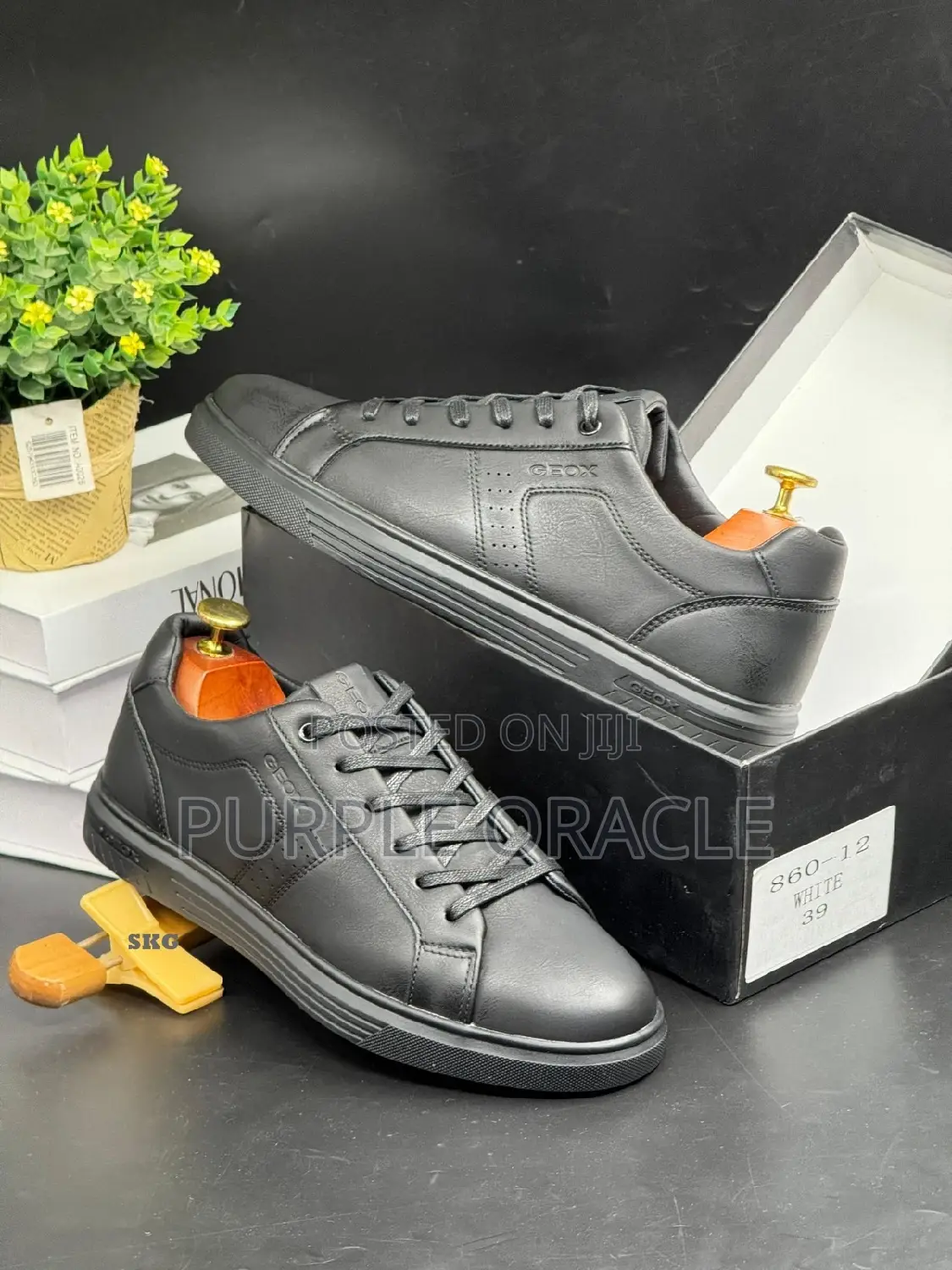 Men’S Premium Leather Sneakers by Geox.