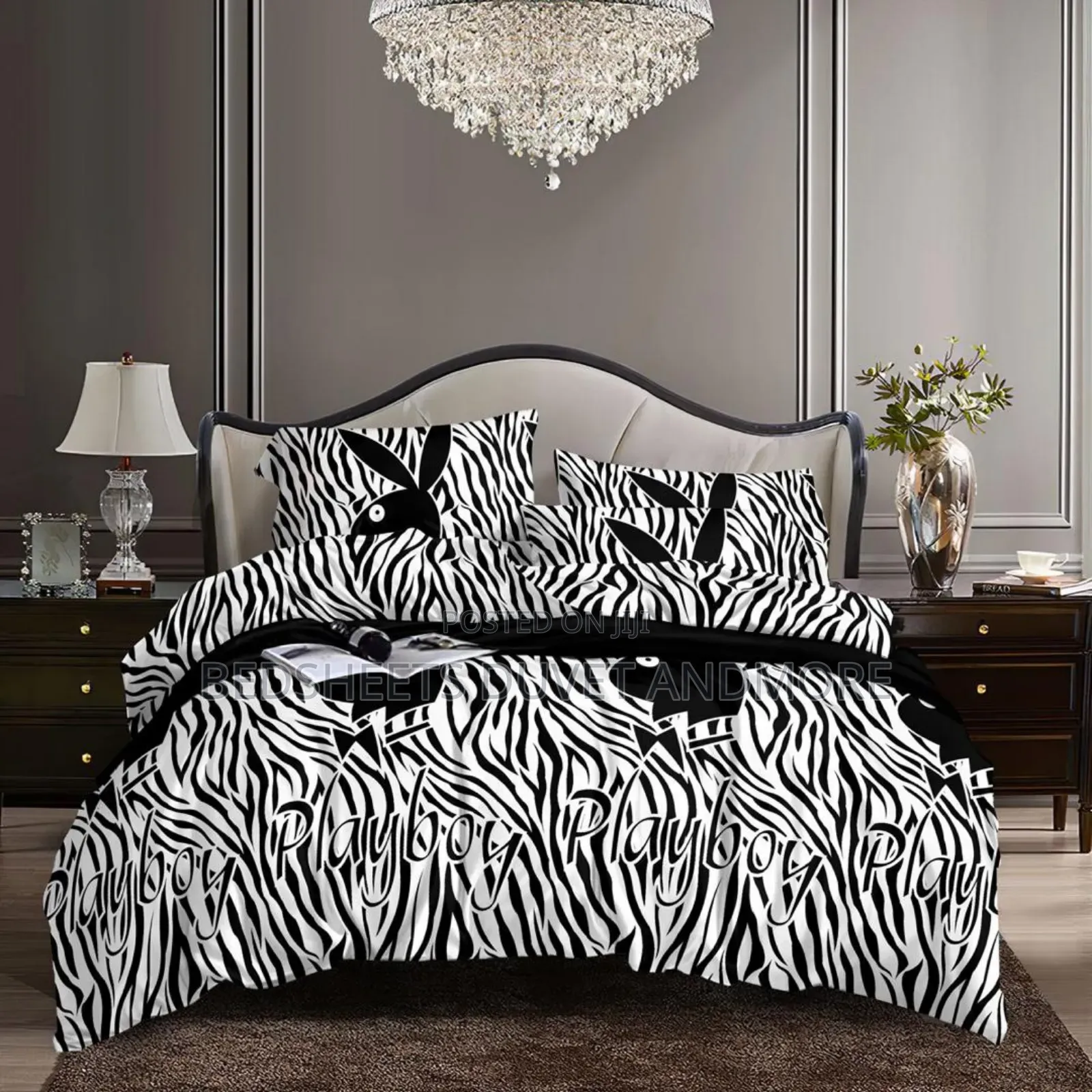 Cotton Bedsheet With 4 Pillow Cases