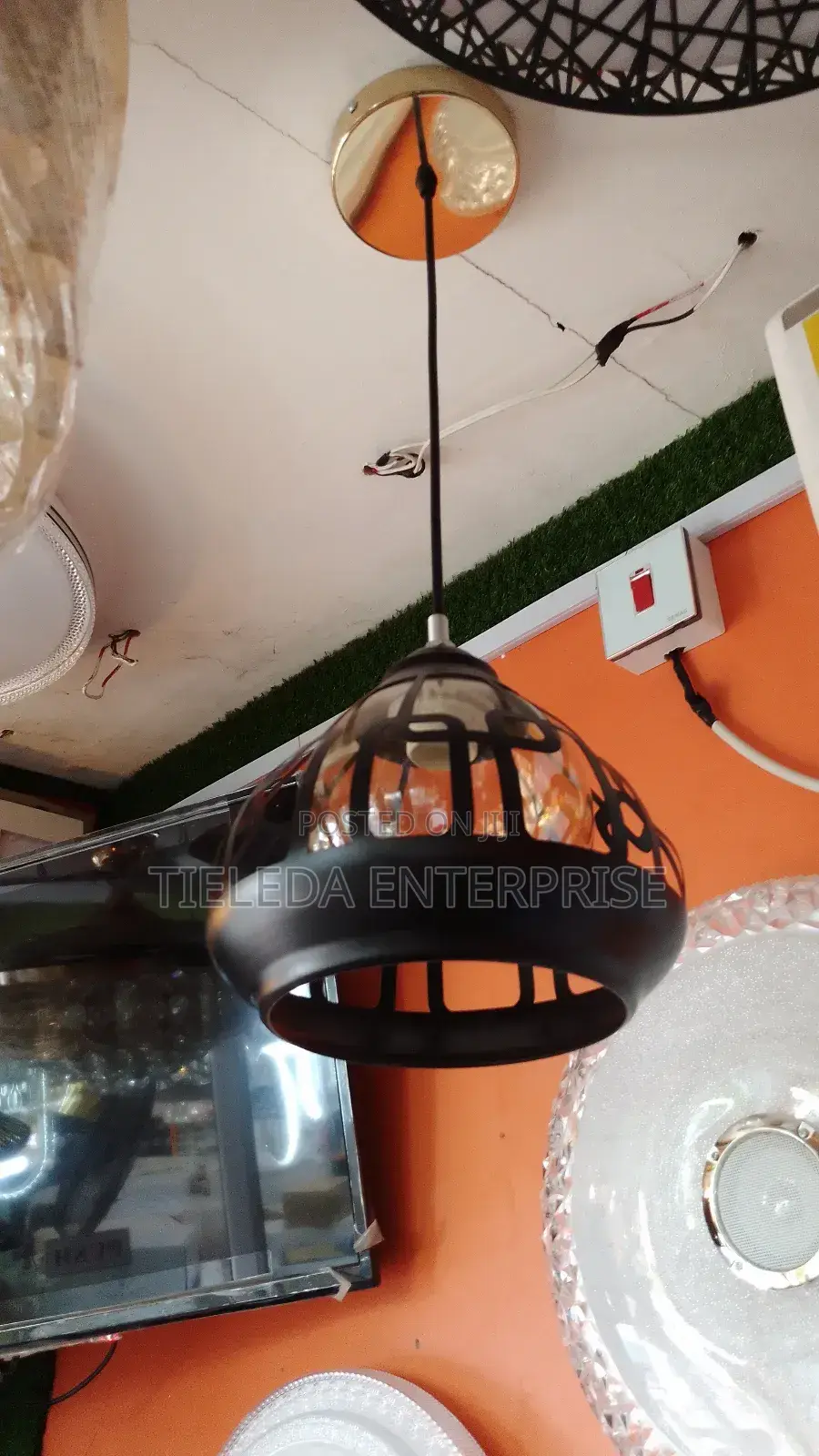 Black Sheild Pendant Light