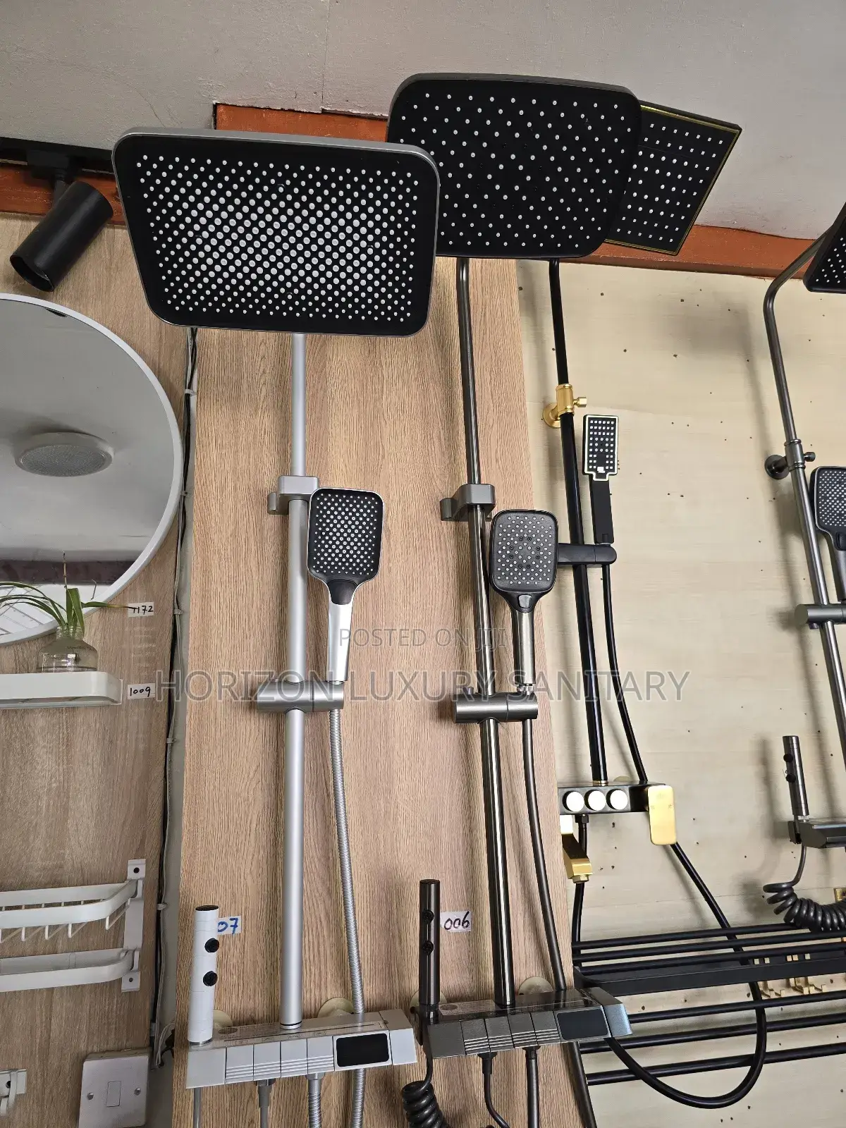 Thermostatic Shower Faucets, Rainfall Shower System.
