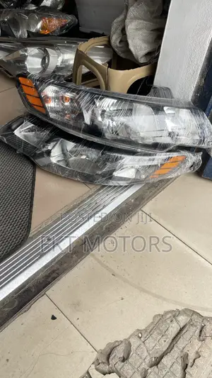 Kia Forte 2010,2011,2012,2013 Headlight