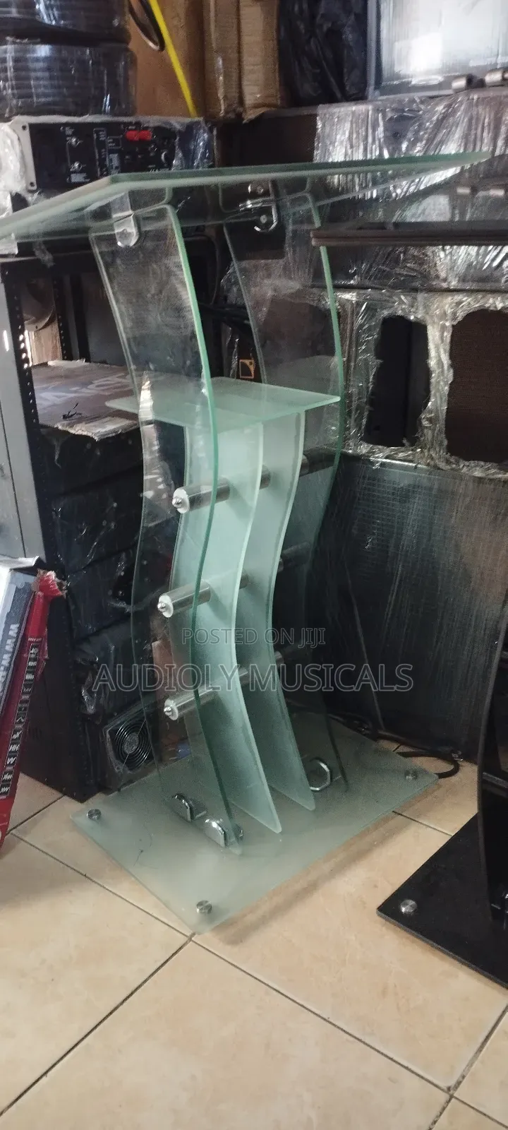 Classic Glass Pulpit