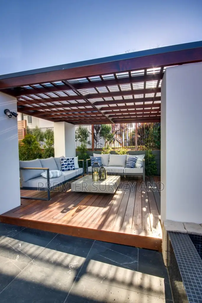 Stunning Pergola