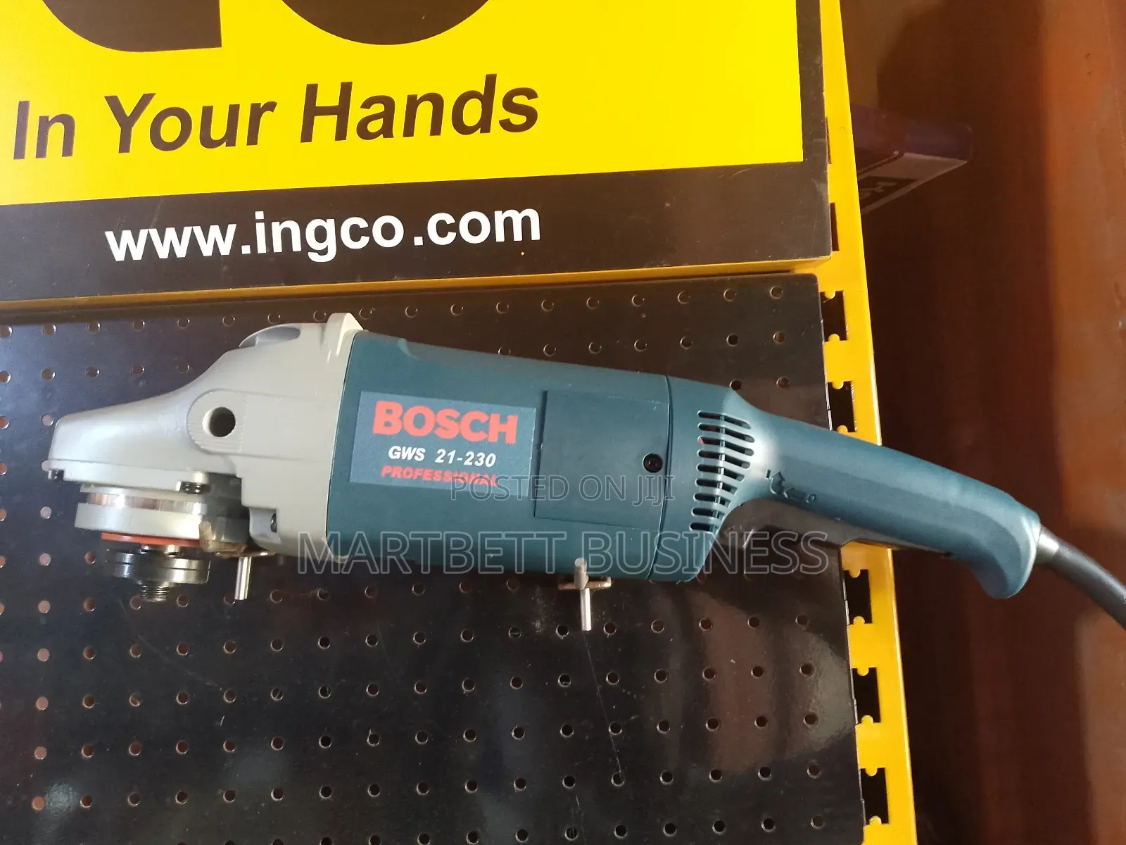 2300W Bosch Angle Grinder and Cutting Machine