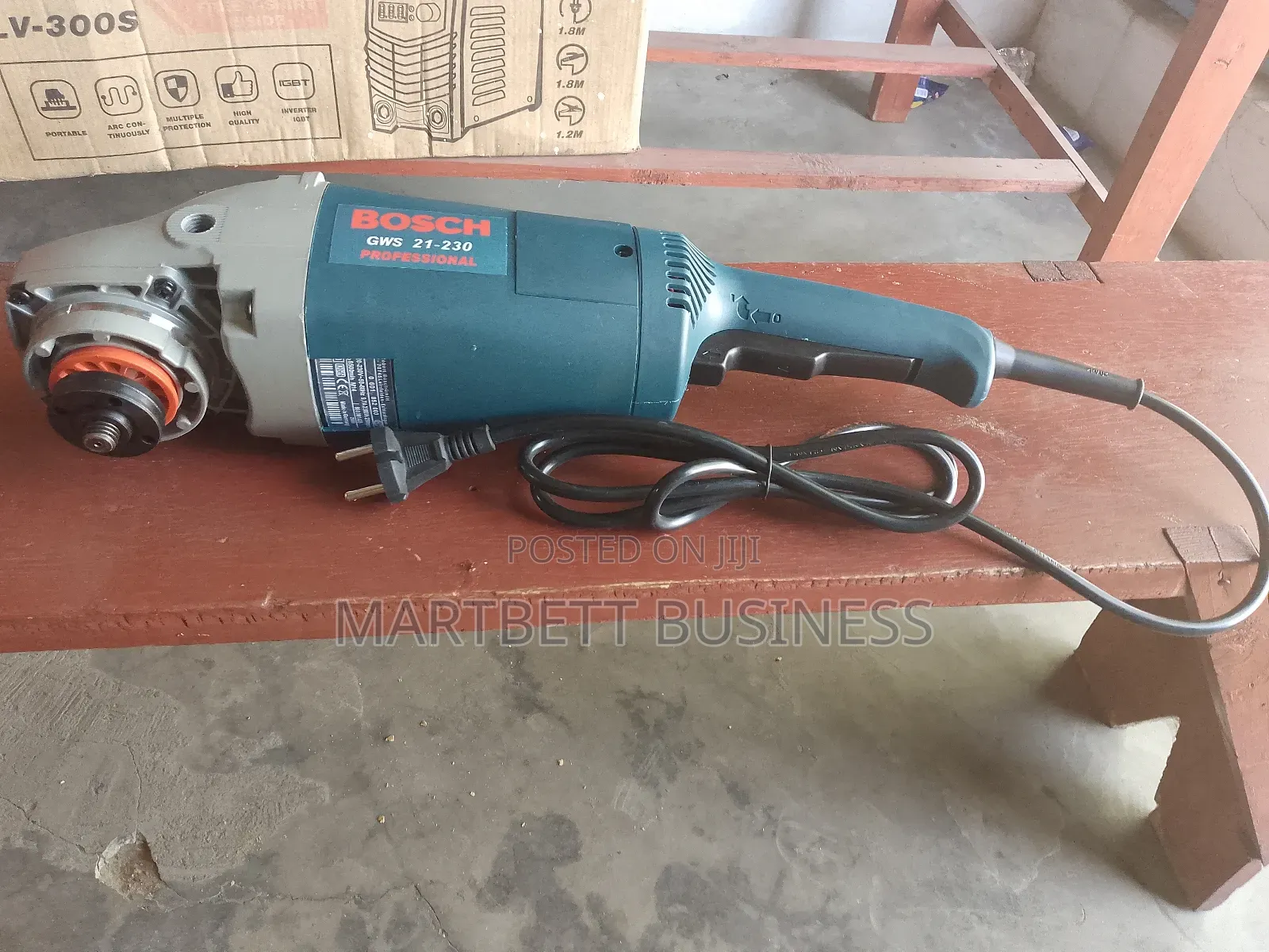 2300W Bosch Angle Grinder and Cutting Machine