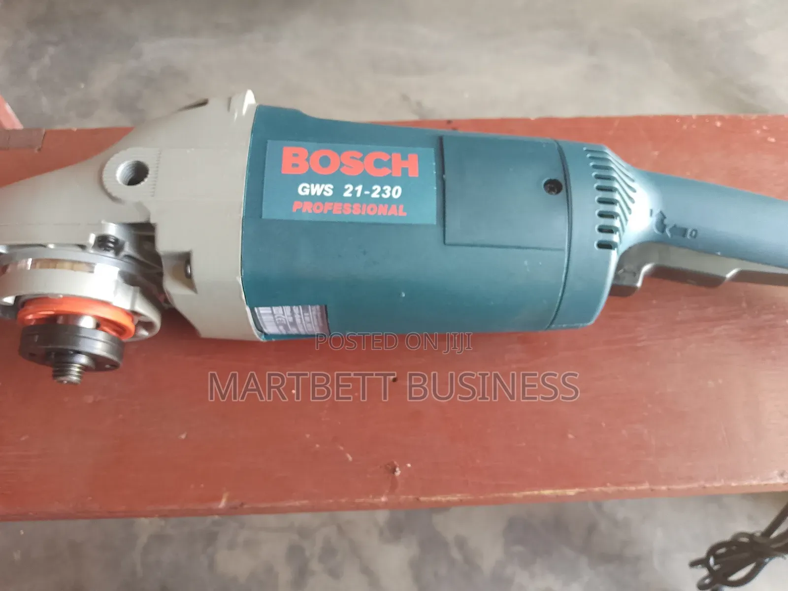 2300W Bosch Angle Grinder and Cutting Machine